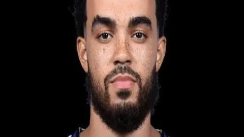 【独家免费解析】意甲焦点战：博洛尼亚对AC米兰，实时比分同步揭晓！